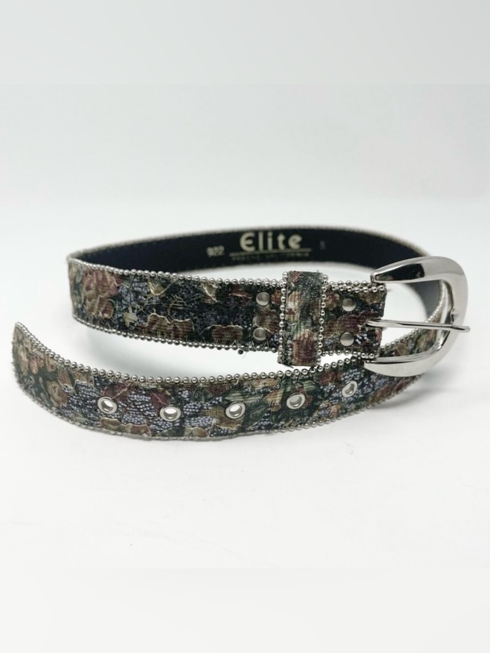 EUC- Vintage Elite Fresno California Mixed Media Belt